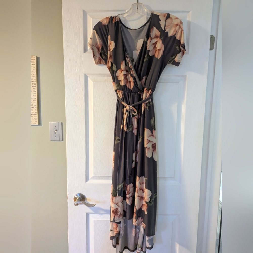 Large Maternity/nursing friendly purple dress